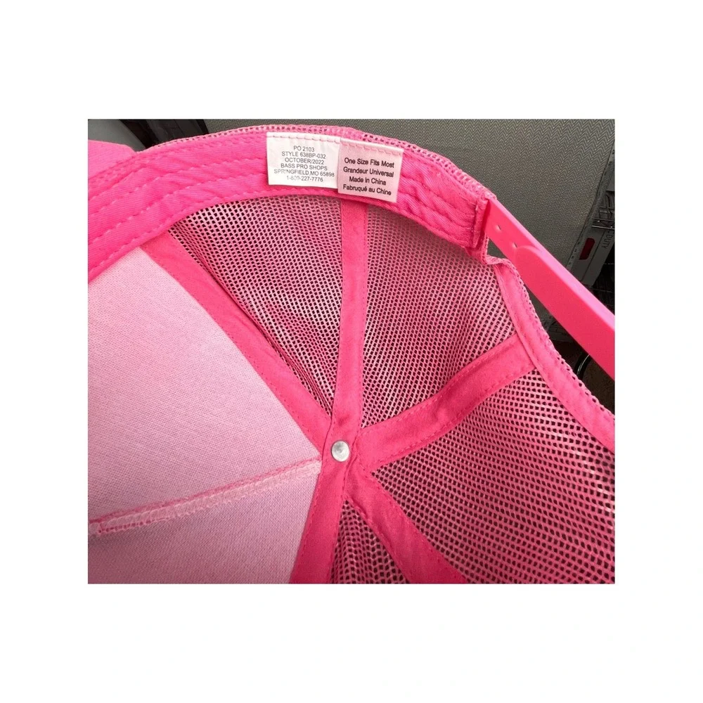 Bass Pro Shops Pink Trucker Hat Cap Mesh Snapback Adjustable Cap Unisex‎
